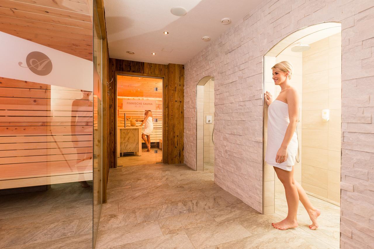Hotel Kroneck Kirchberg in Tirol Zewnętrze zdjęcie